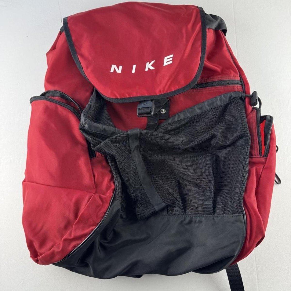 90s nike backpack 1990s Red Utility – Threads Uncovered DAIWA BG MQ 2500D-H Color:Tan Buttercup Shipping_FedEx 2.5kg