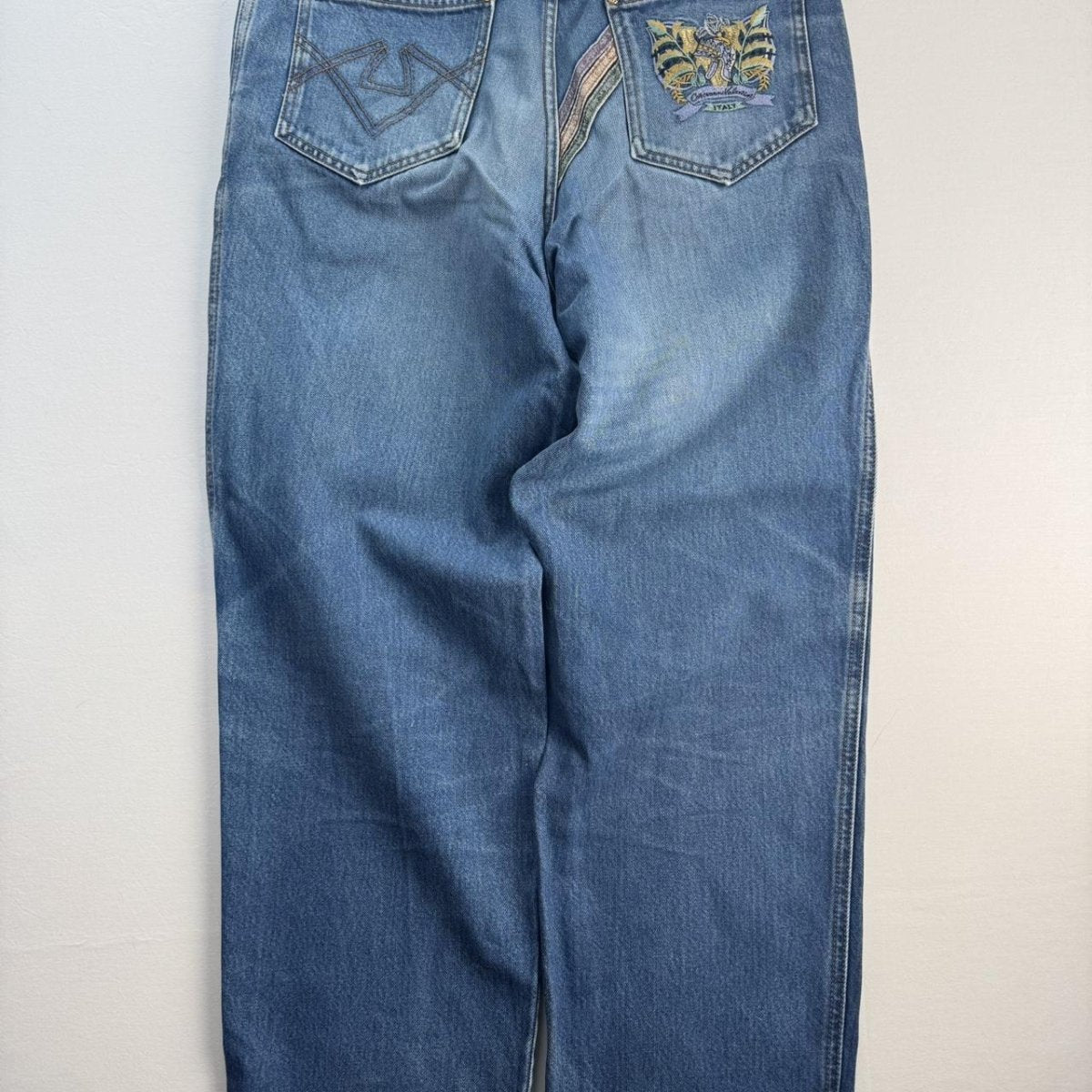 1990s Giovanni Valentino Graphic Embroidered Straight Leg Jeans 32W 30L - Threads Uncovered