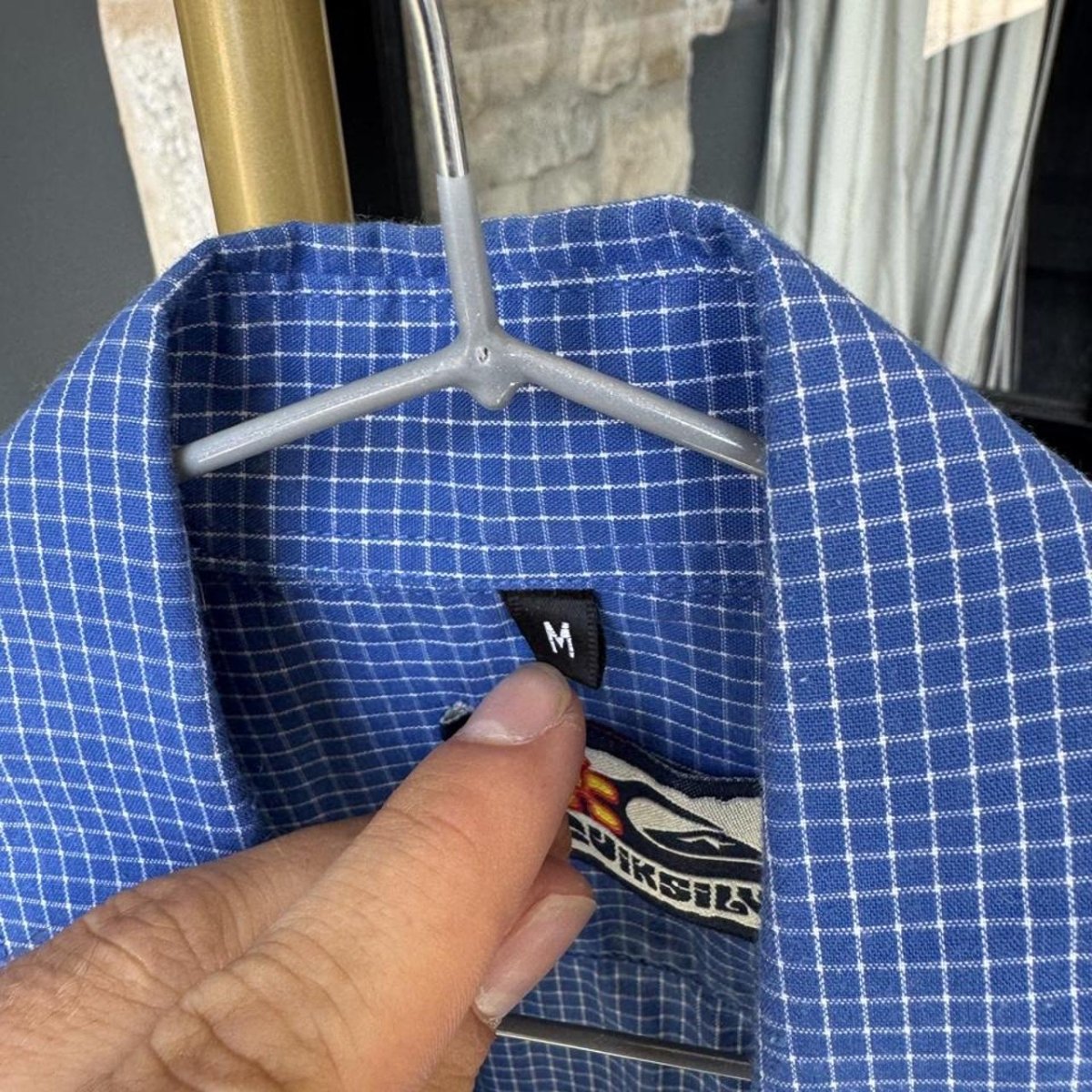 1990s Quiksilver Striped Embroidered Logo Button Down Shirt M - Threads Uncovered