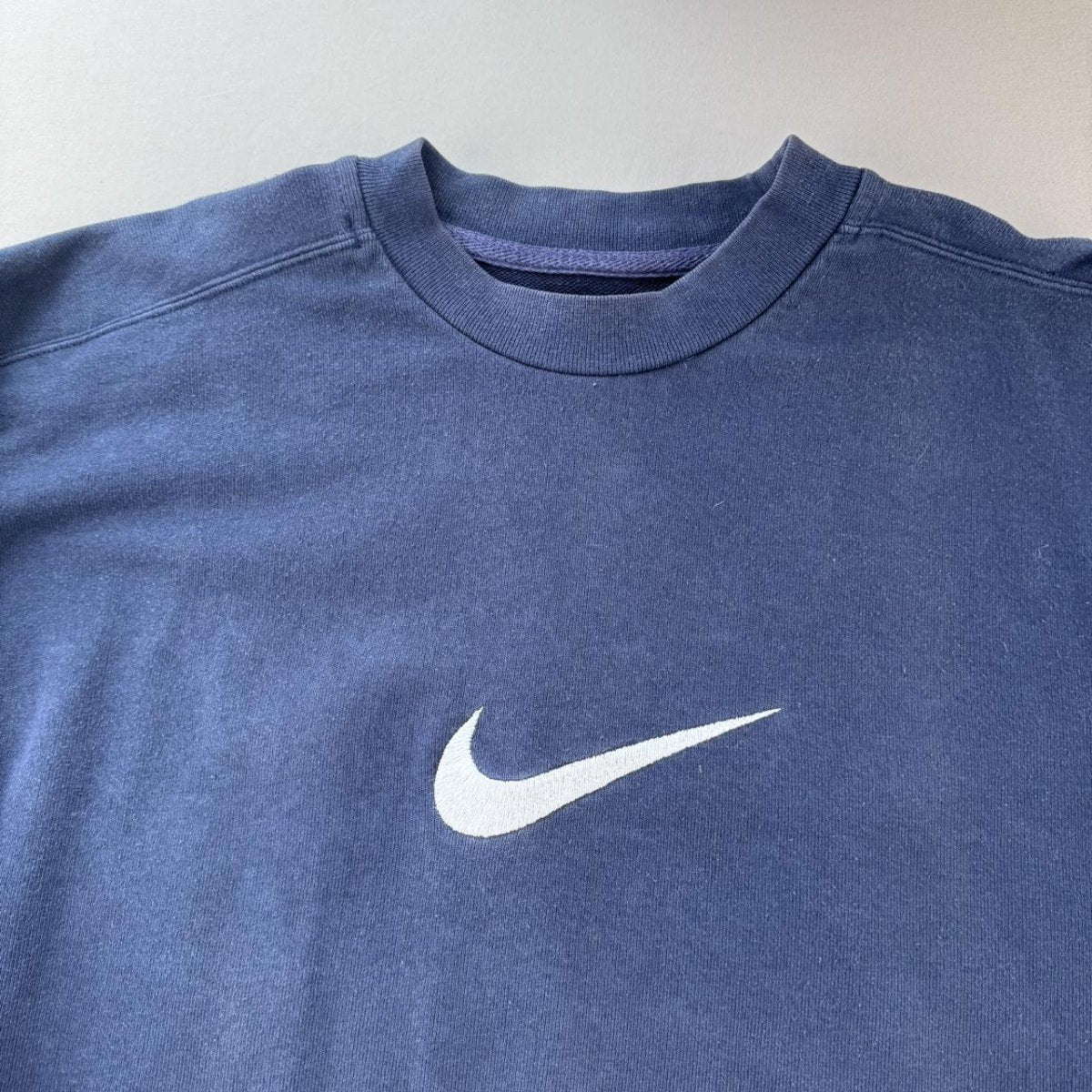 1990s Thick Embroidered Centre Swoosh Nike Sweatshirt XL - Threads Uncovered
