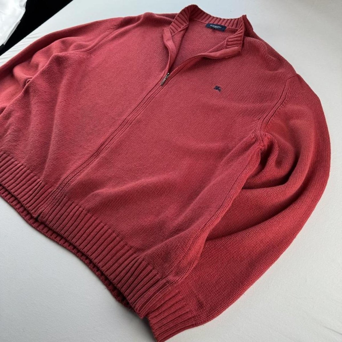 XL - Threads Uncovered