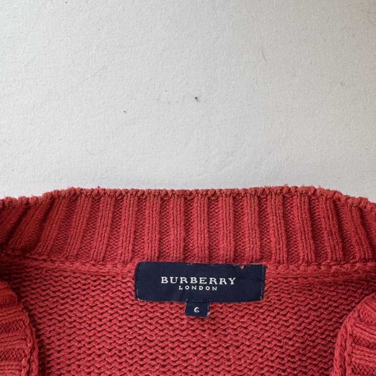 2000s Burberry Embroidered Logo Thick Knitted Full Zip Jumper L/XL - Threads Uncovered