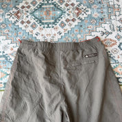 2000s Nike ACG Dark Grey Cargo Short 34W - Threads Uncovered