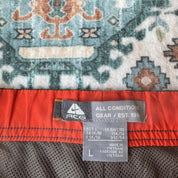 2000s Nike ACG Dark Grey Cargo Short 34W - Threads Uncovered