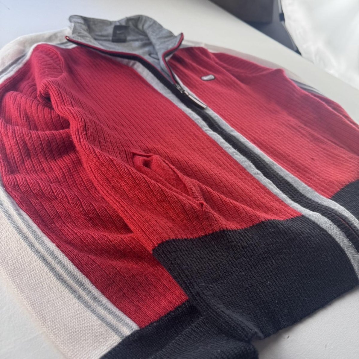 2000s Nike Knitted Full Zip Womens Large - Threads Uncovered