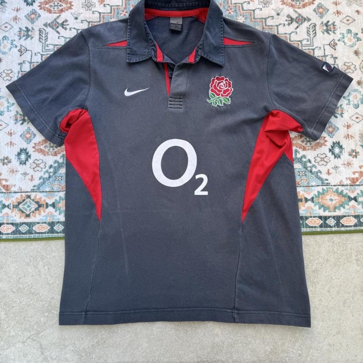 2003 Nike England Rugby Polo Shirt XL - Threads Uncovered