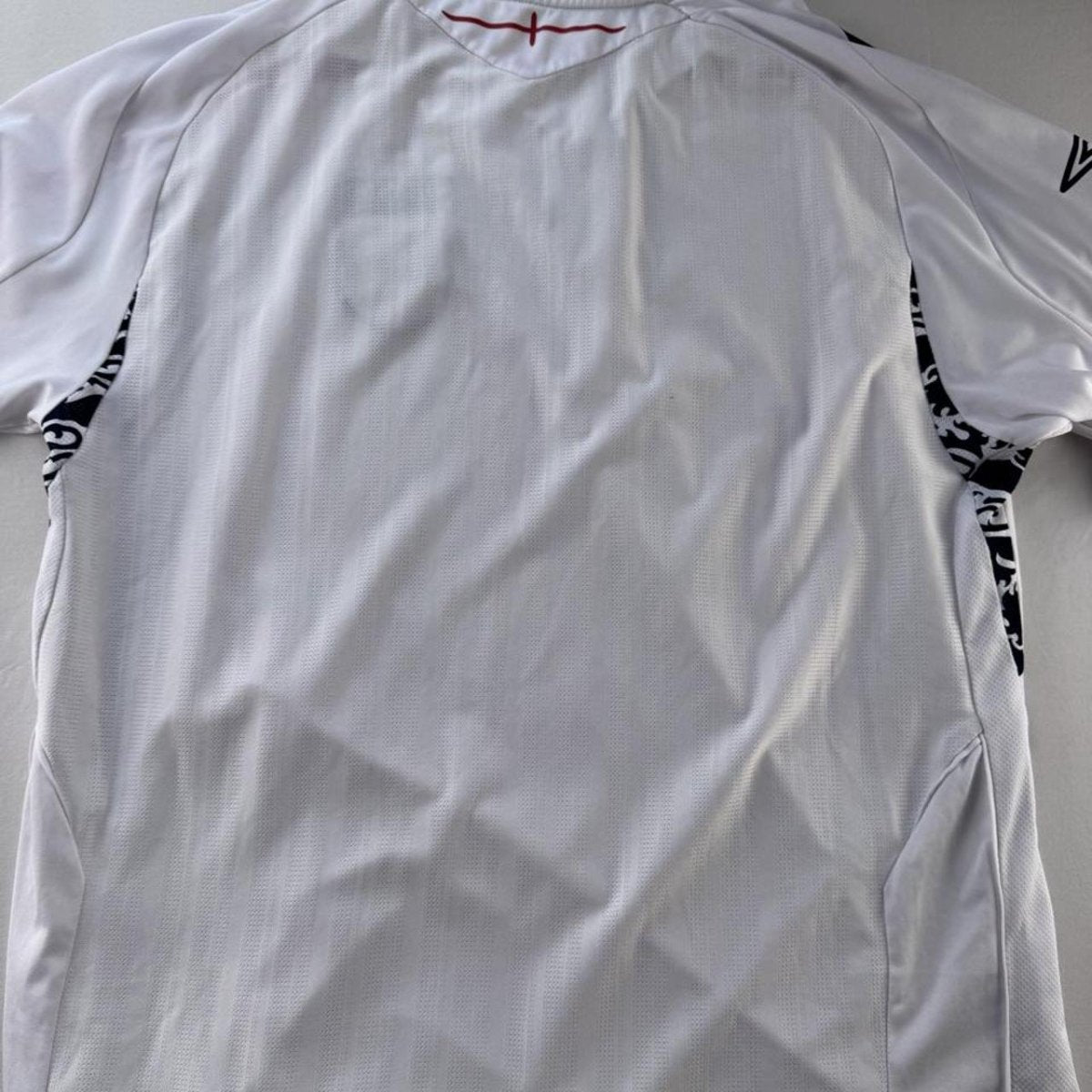 2007-09 Umbro England Football Home Shirt XL - Threads Uncovered