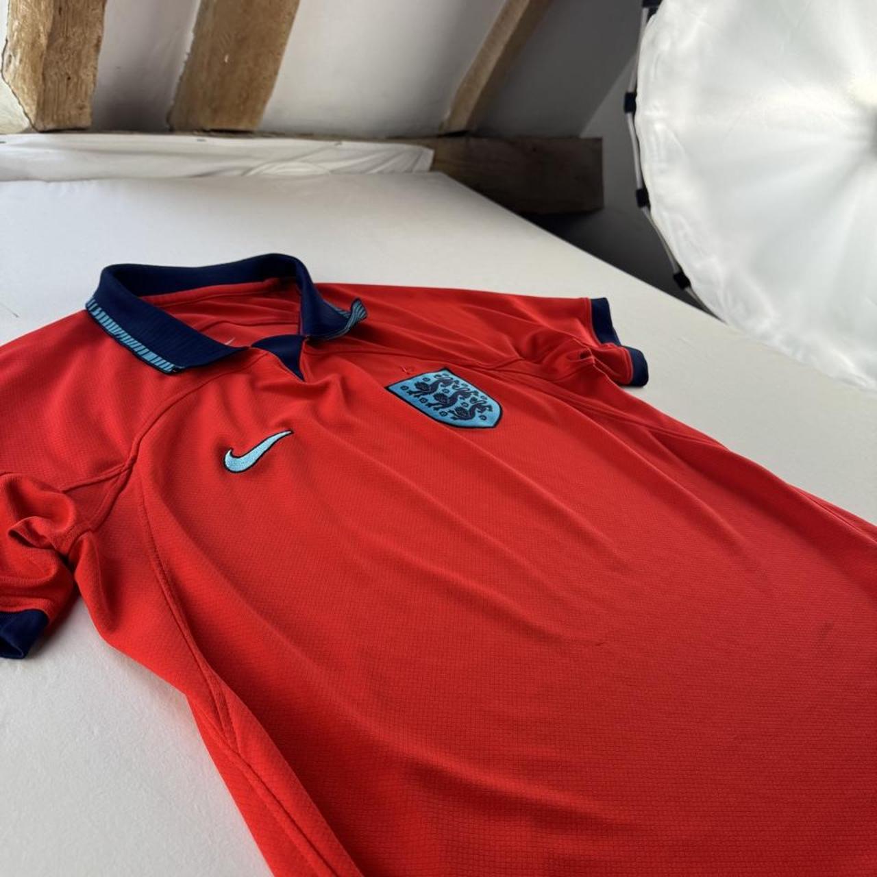 Modern Nike England Football Away 22-23 Shirt M
