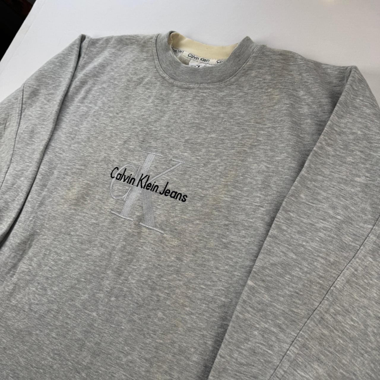 Calvin Klein Sweatshirt in Grey Size M