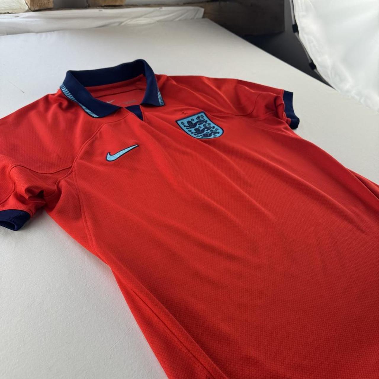 Modern Nike England Football Away 22-23 Shirt M