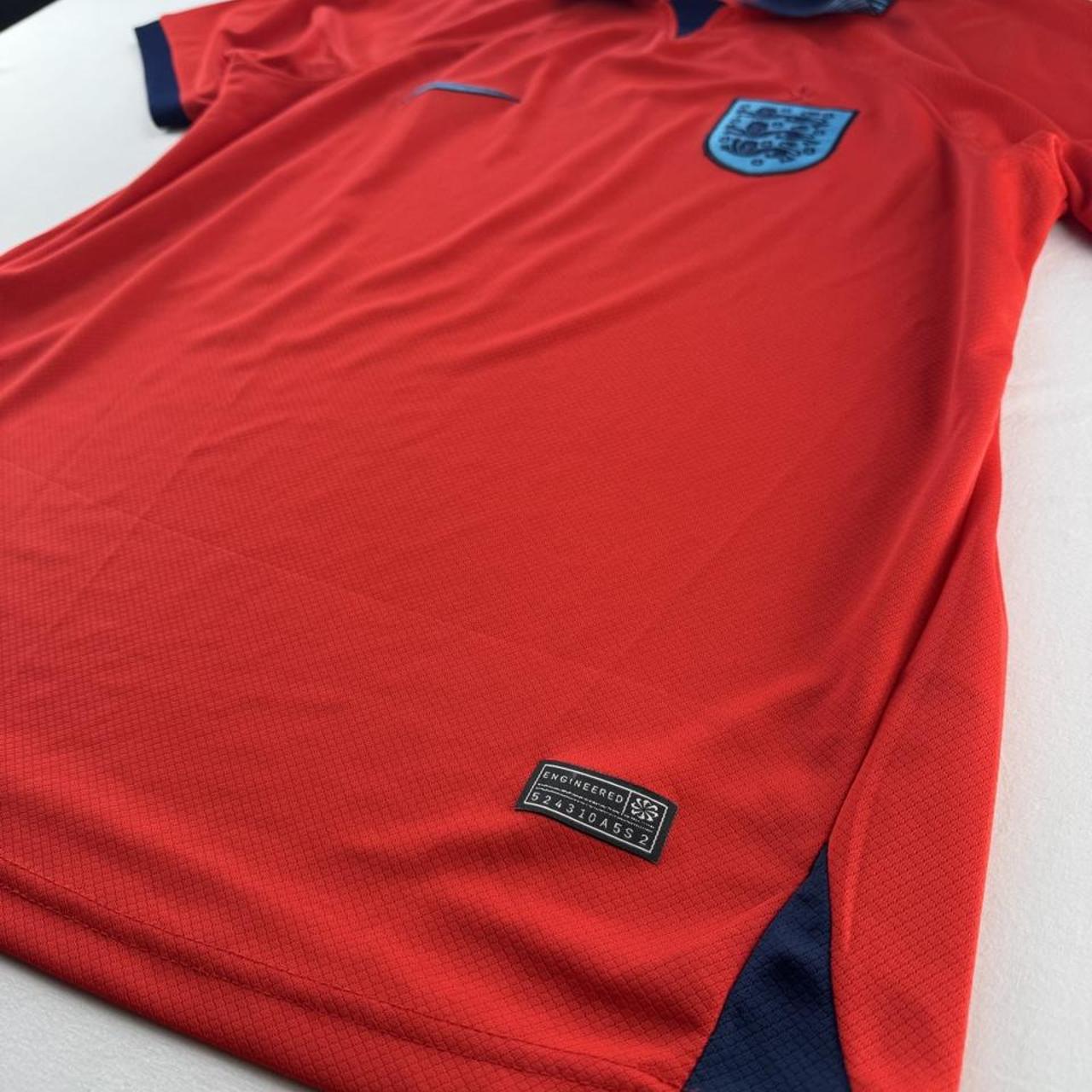 Nike England 2022-23 Away Playing Shirt L