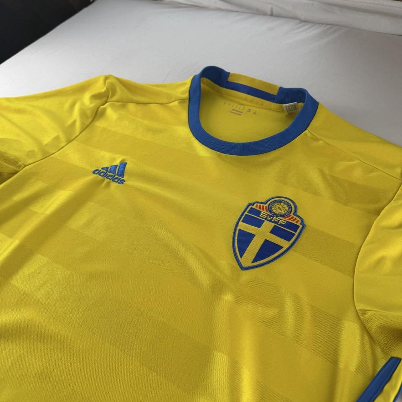 Modern Adidas Sweden Home Jersey L