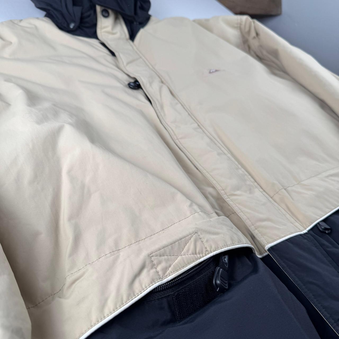 Quiksilver Ski Jacket in Beige Size XL