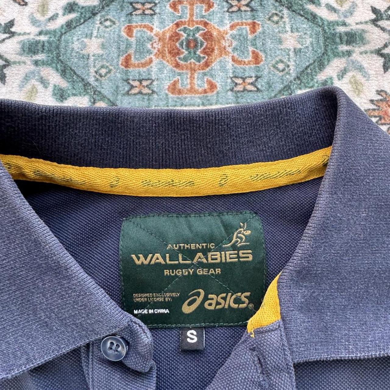 ASICS Wallabies rugby polo shirt green with logo and slim fit design.