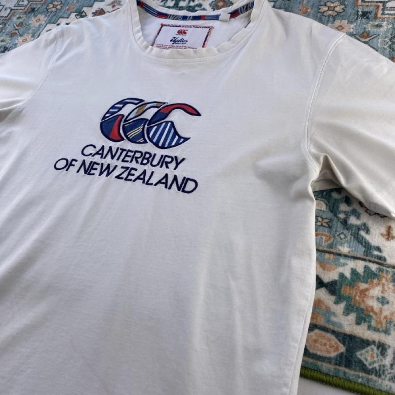 Canterbury pocket t-shirt, navy blue, embroidered logo, regular fit, cotton material.