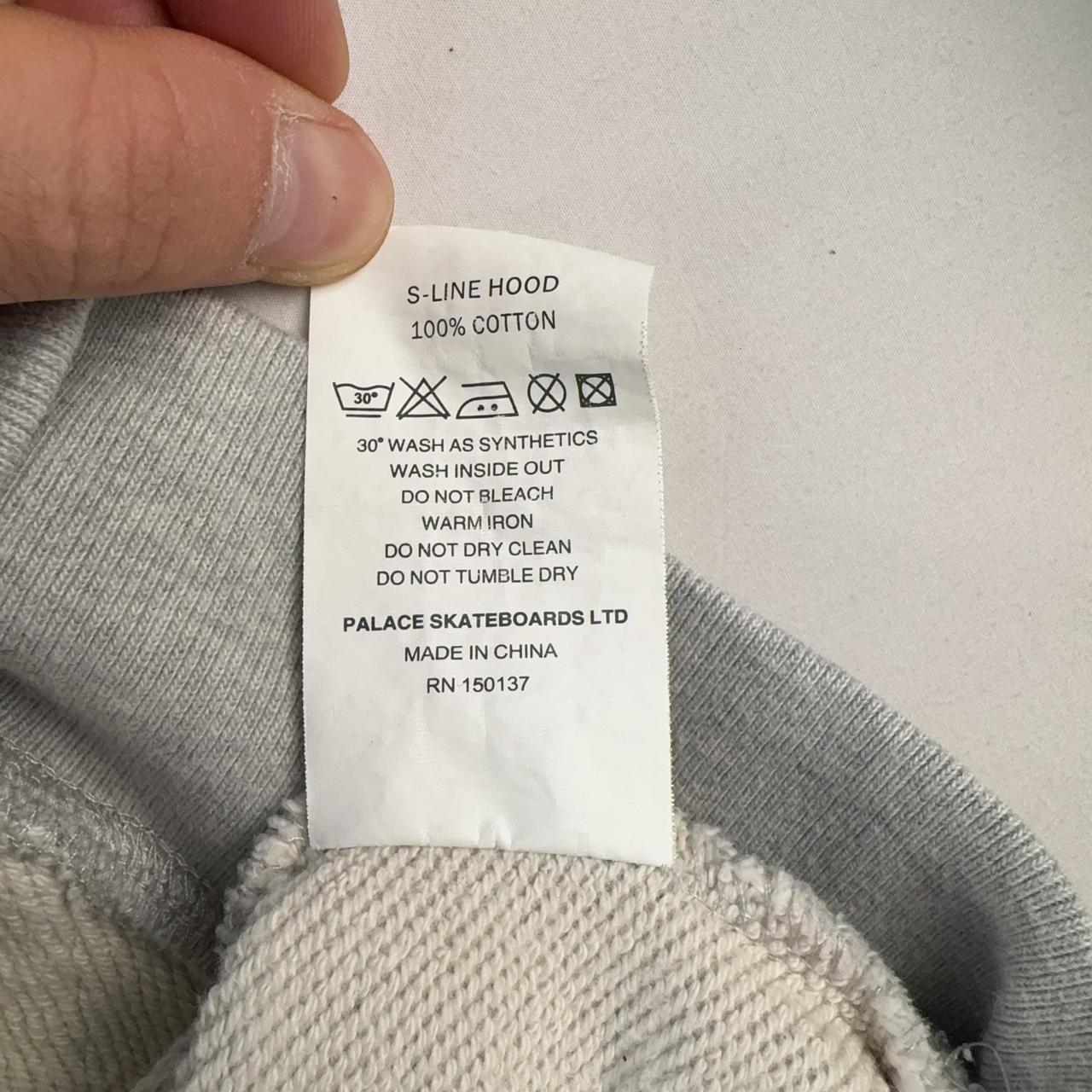 Palace Hoodie in Grey Size