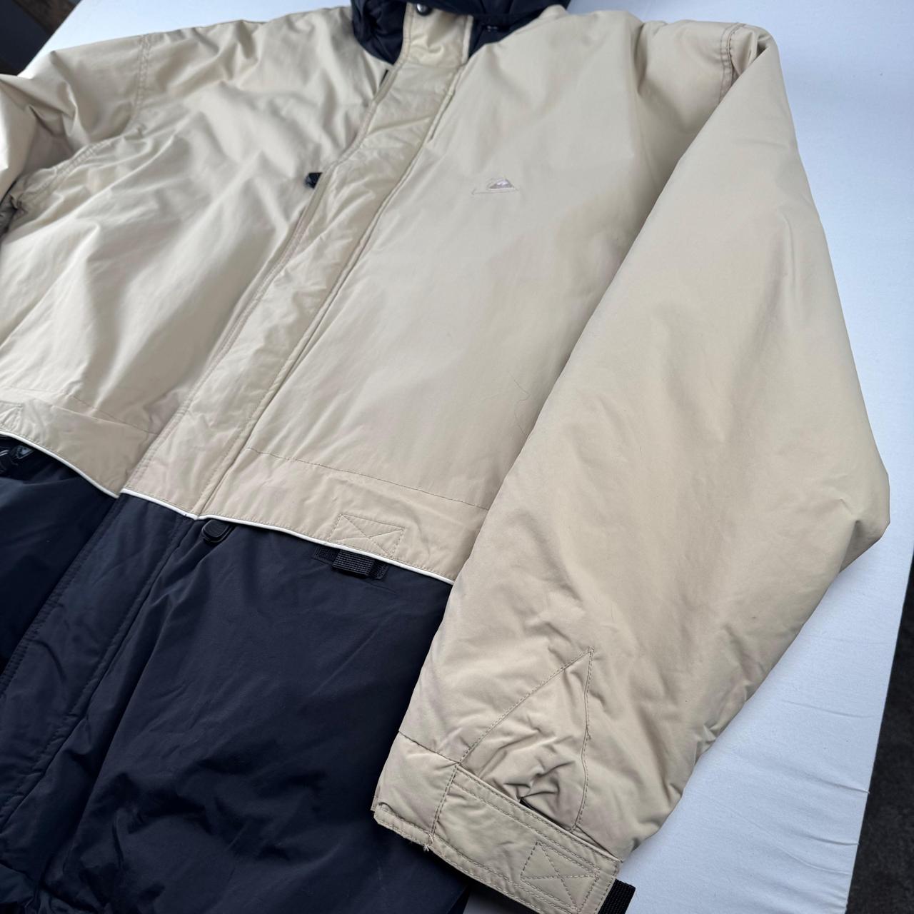 Quiksilver Ski Jacket in Beige Size XL