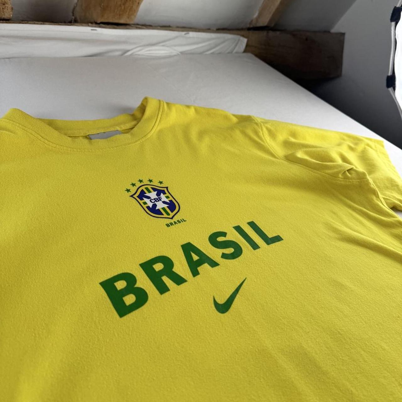 Early 2000s Nike Brazil R9 Ronaldo T Shirt L