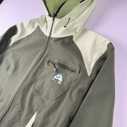Nike Acg Jacket in Green Size 10