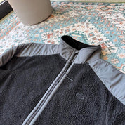Oakley fleece jacket in cream with embroidered spellout logo and soft sherpa texture.