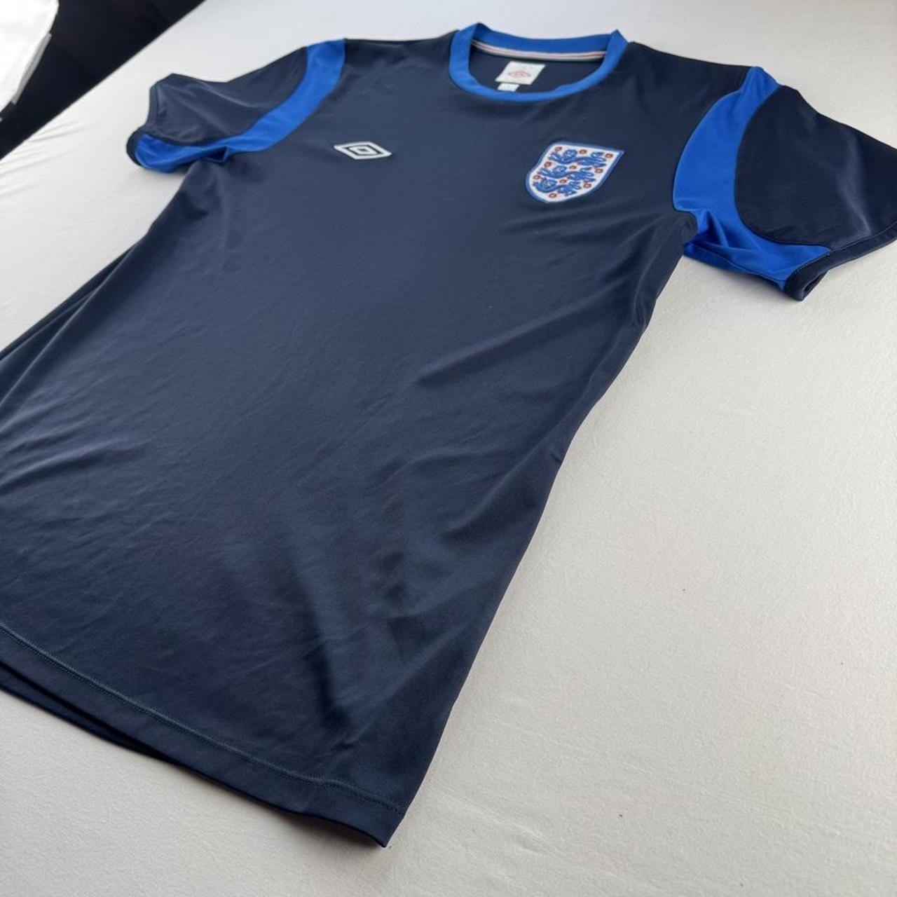 2010-11 Umbro England Training Top M