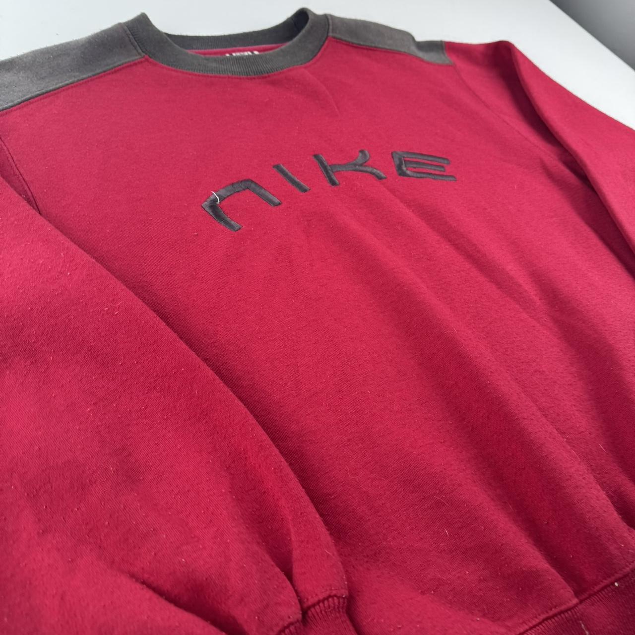 1990s Nike Embroidered Spellout Burgundy Womens Sweatshirt 14