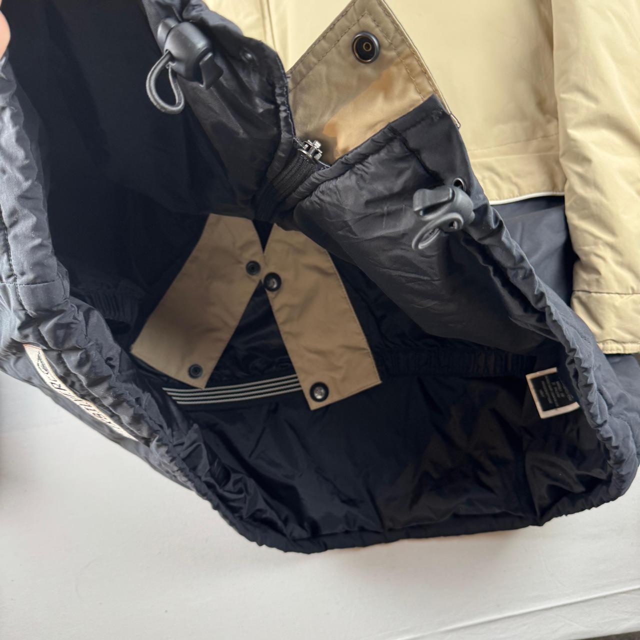 Quiksilver Ski Jacket in Beige Size XL