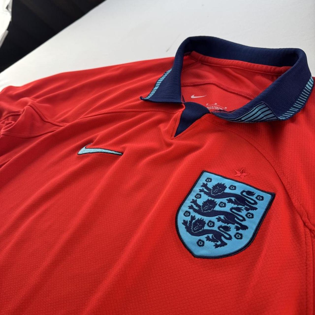 Modern Nike England Football Away 22-23 Shirt M
