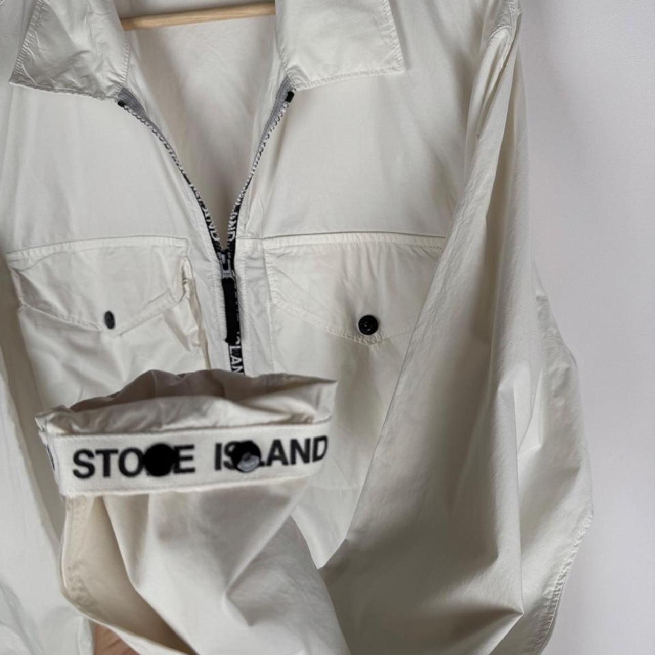 Stone Island shell jacket XL, black with logo trim and lightweight material.