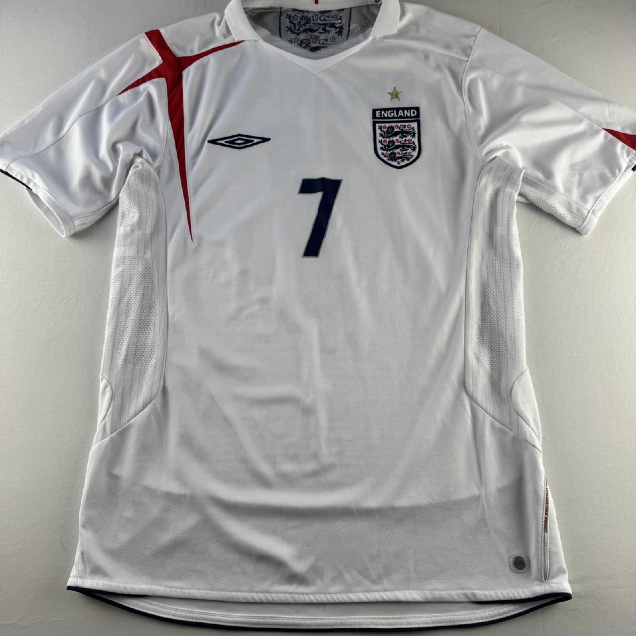 Authentic Umbro England David Beckham 7 Playing Home Shirt M