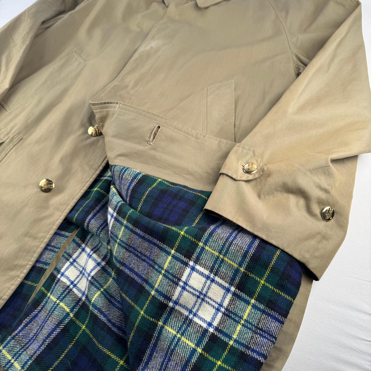 Burberry Jacket in Beige Size XL