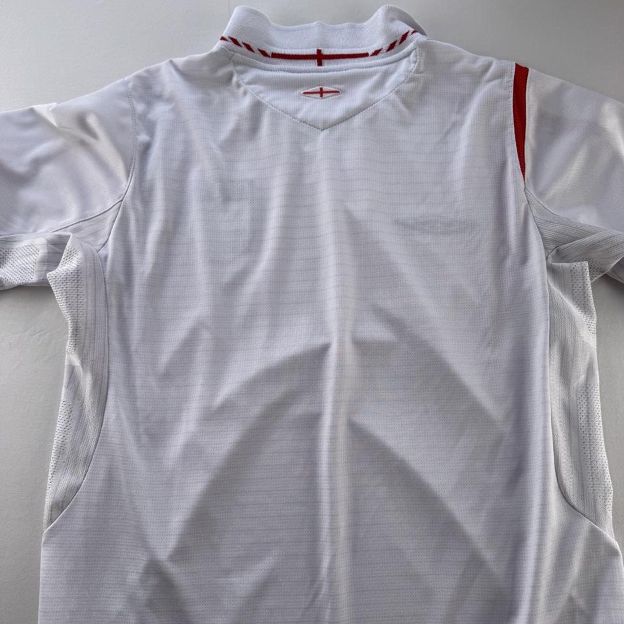 2004-06 Umbro England Home Playing Shirt S