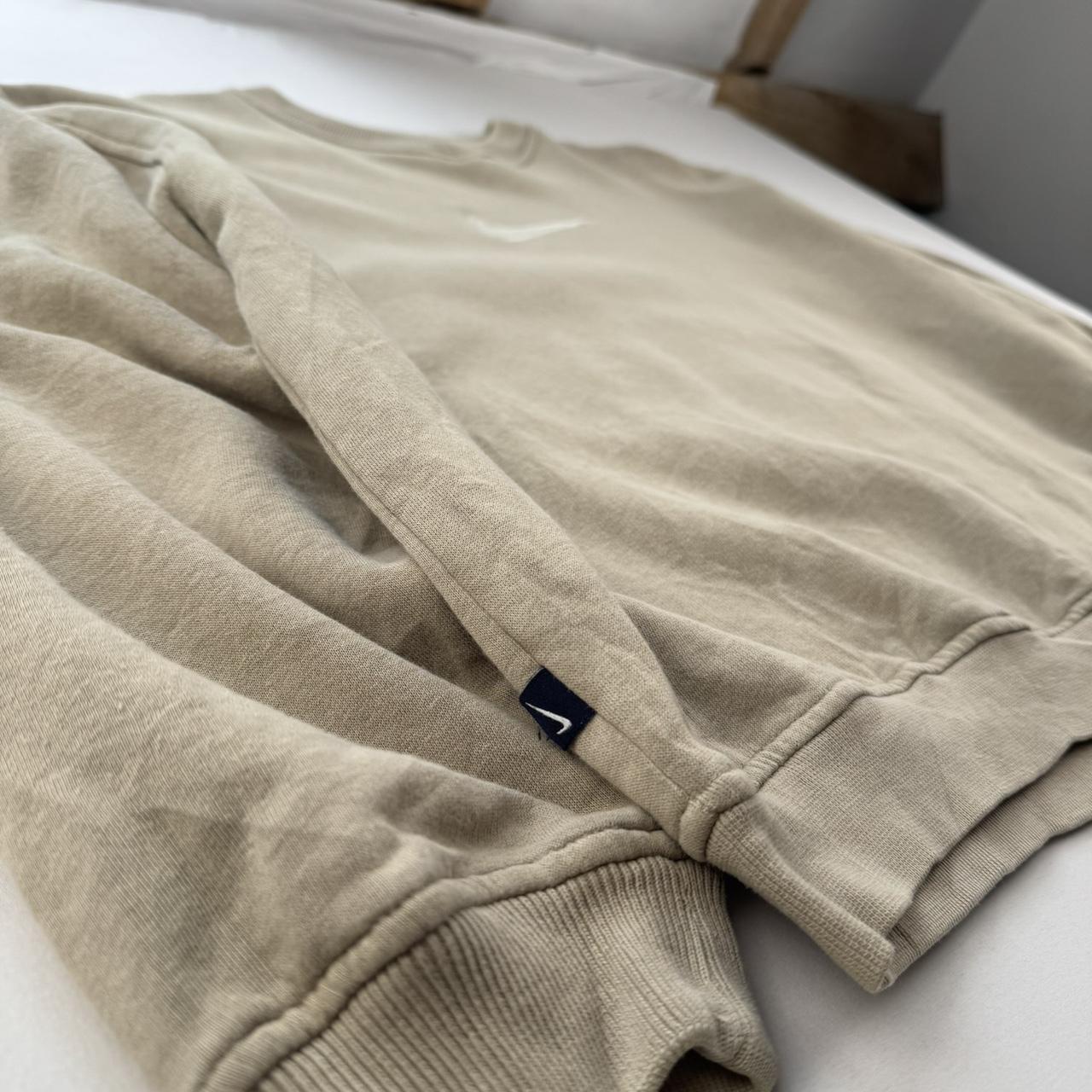 1990s Beige Embroidered Swoosh Nike Sweatshirt 12-14