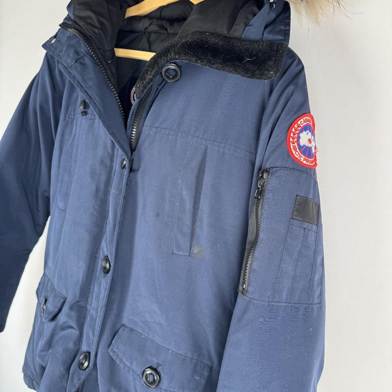 Canada Goose black Montebello jacket with logo patch and quilted design.
