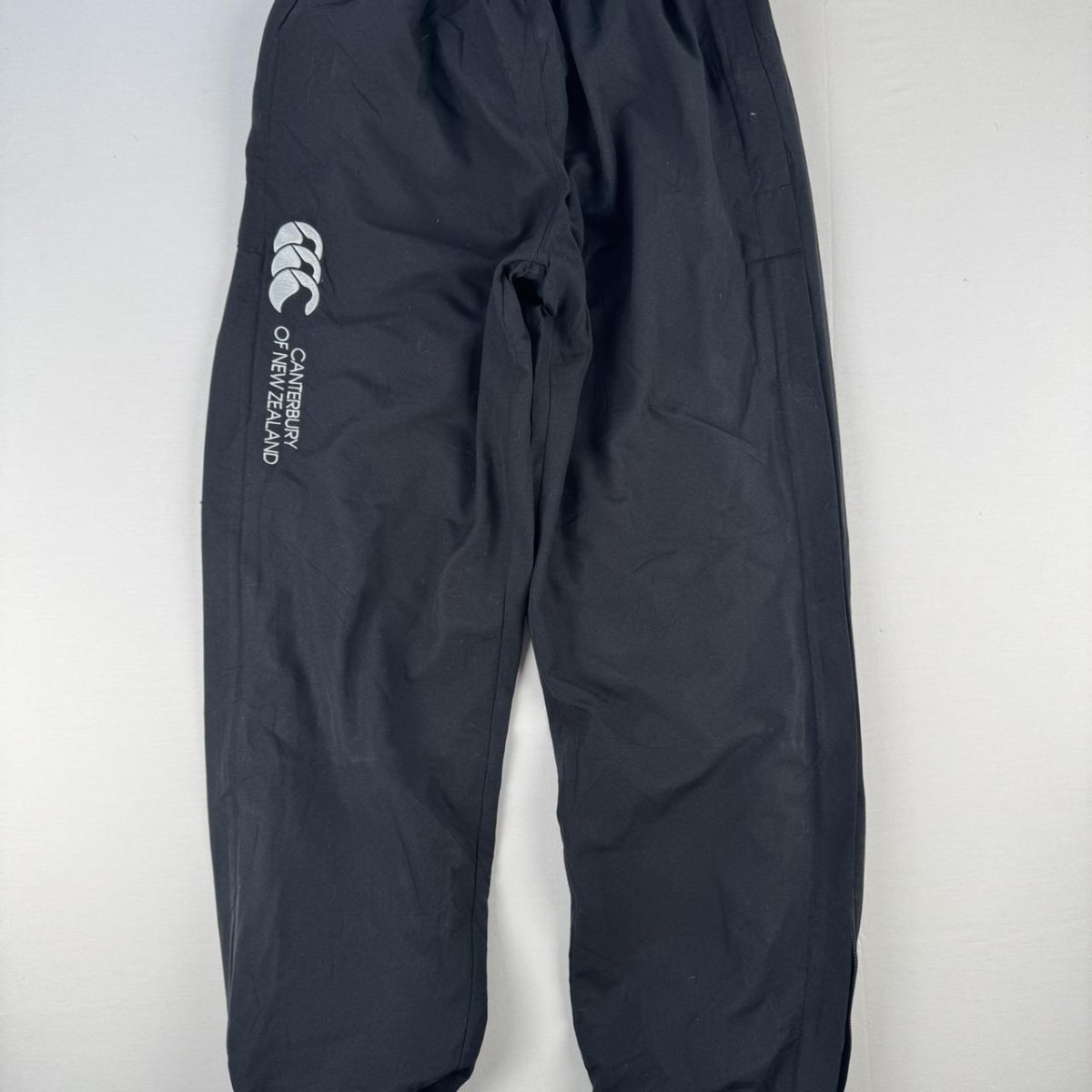 Canterbury Bottoms Black and White S - Threads Uncovered