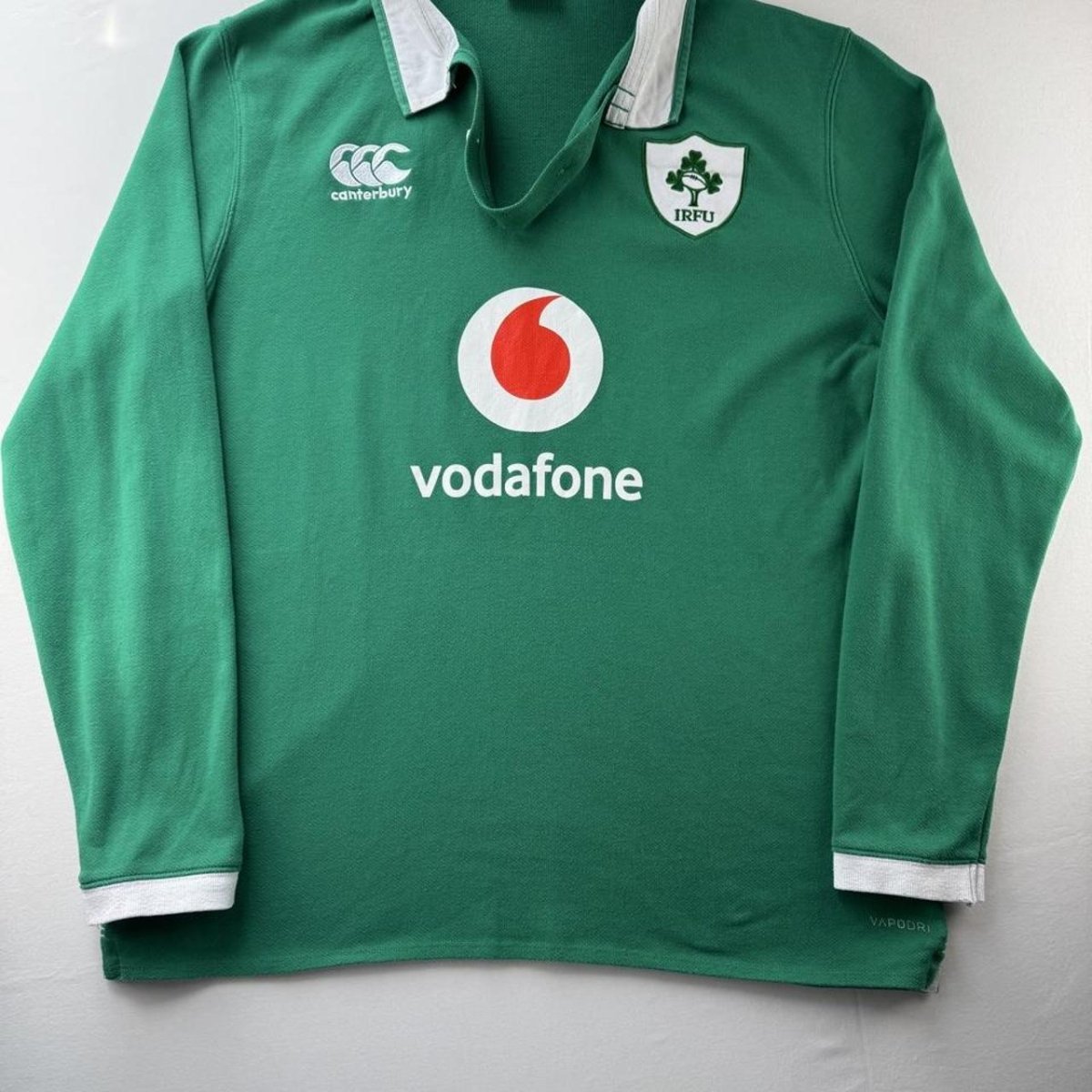 Canterbury Ireland Rugby Long Sleeve Rugby Polo Shirt L - Threads Uncovered
