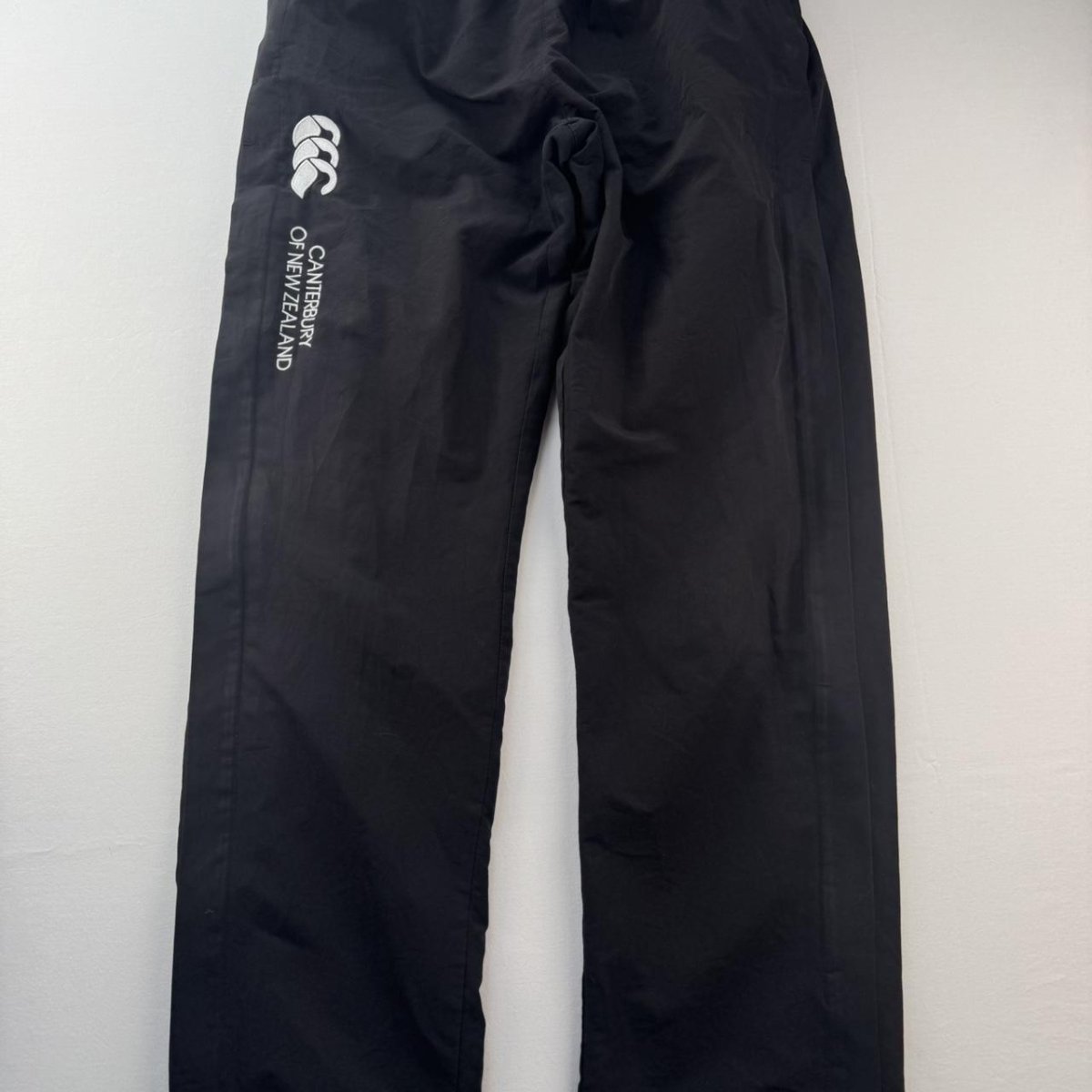 Canterbury Joggers Black and White Aged 14 - Threads Uncovered