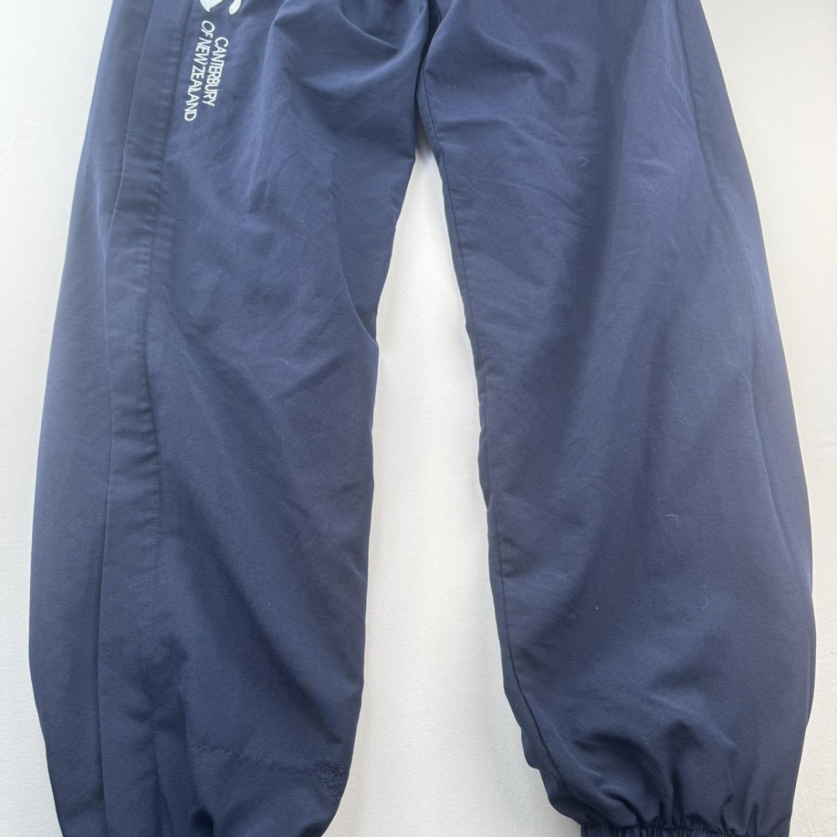Canterbury Joggers Navy and White Cuffed Large - Threads Uncovered