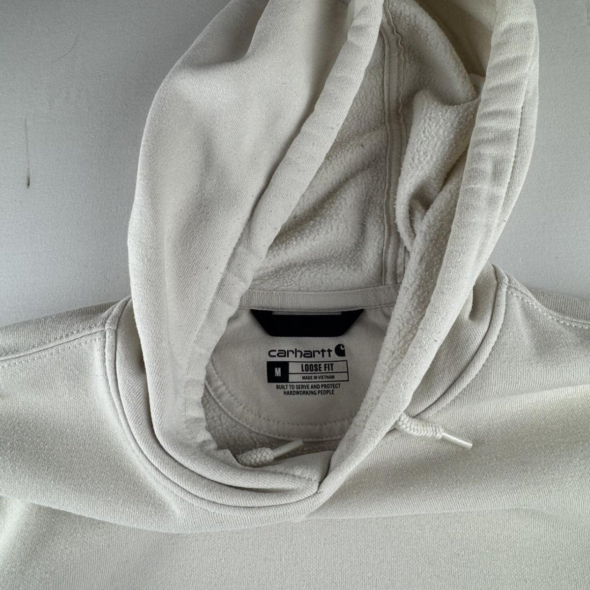 Carhartt Oversized Sleeve Spellout Cream Hoodie Size Medium - Threads Uncovered