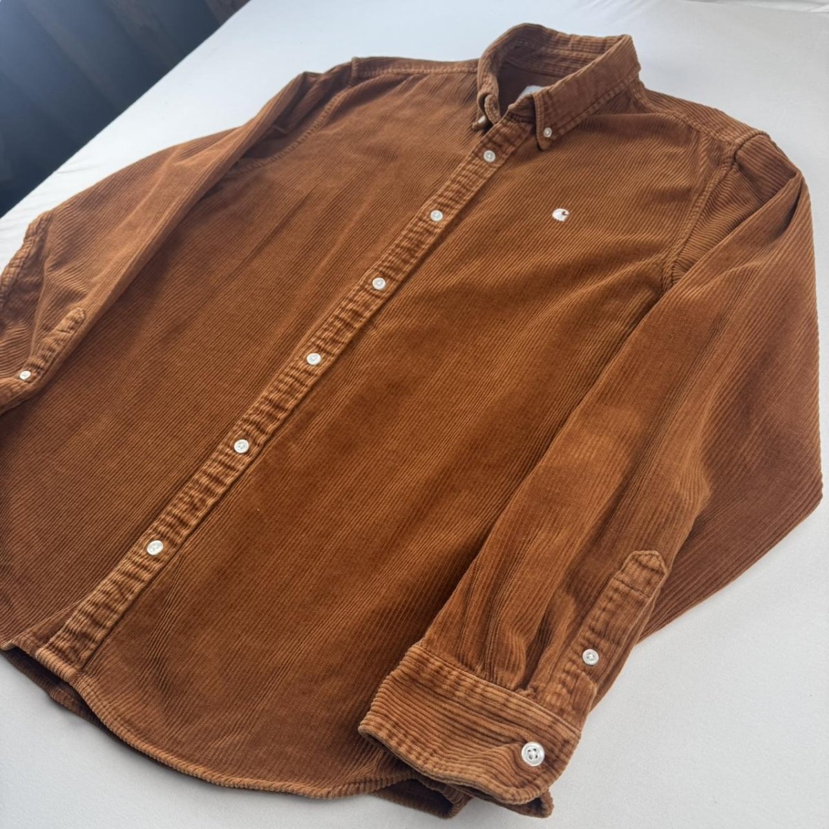 Carhartt WIP Brown Corduroy Button Down Shirt L - Threads Uncovered