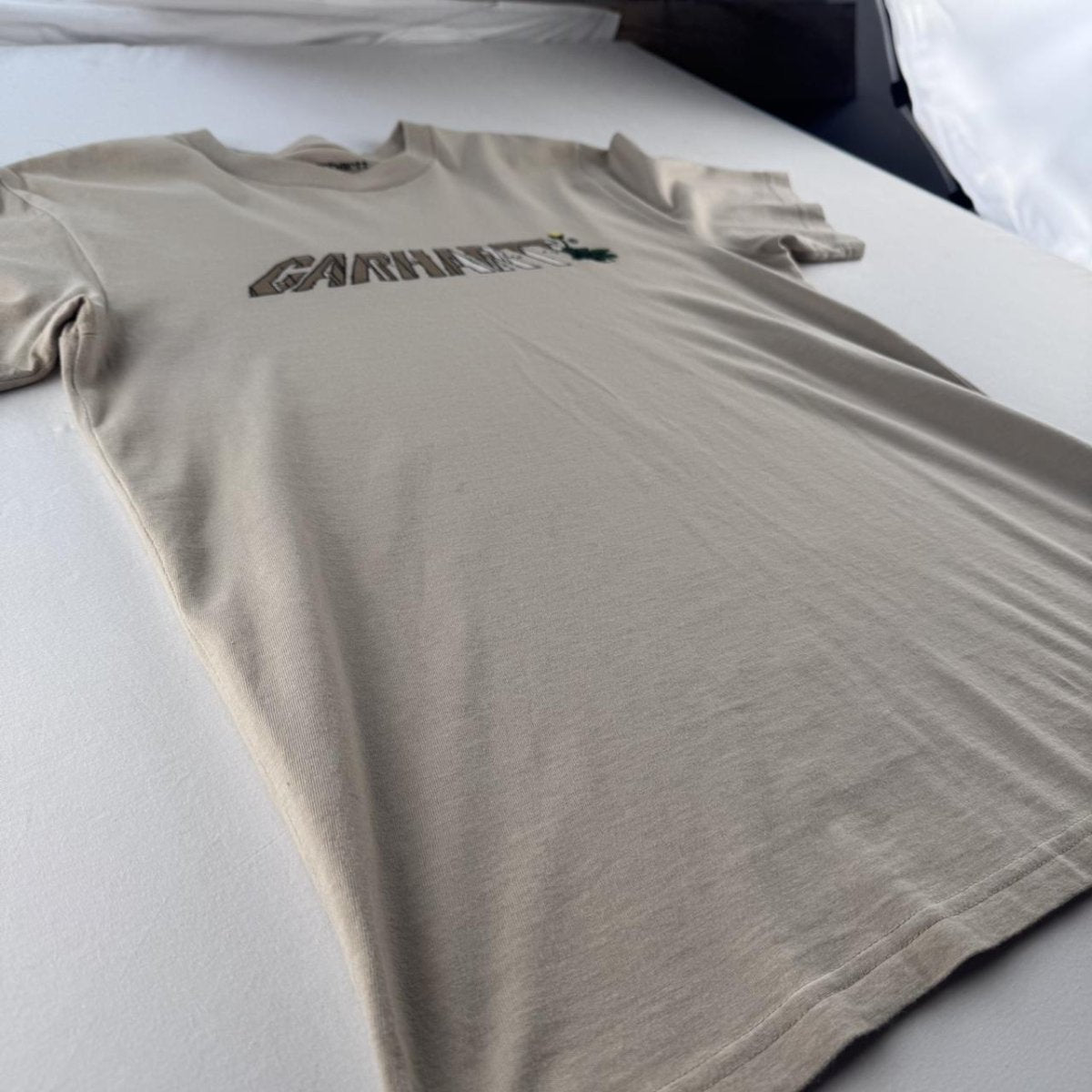 Carhartt WIP Dandelion Script Spellout T Shirt S - Threads Uncovered