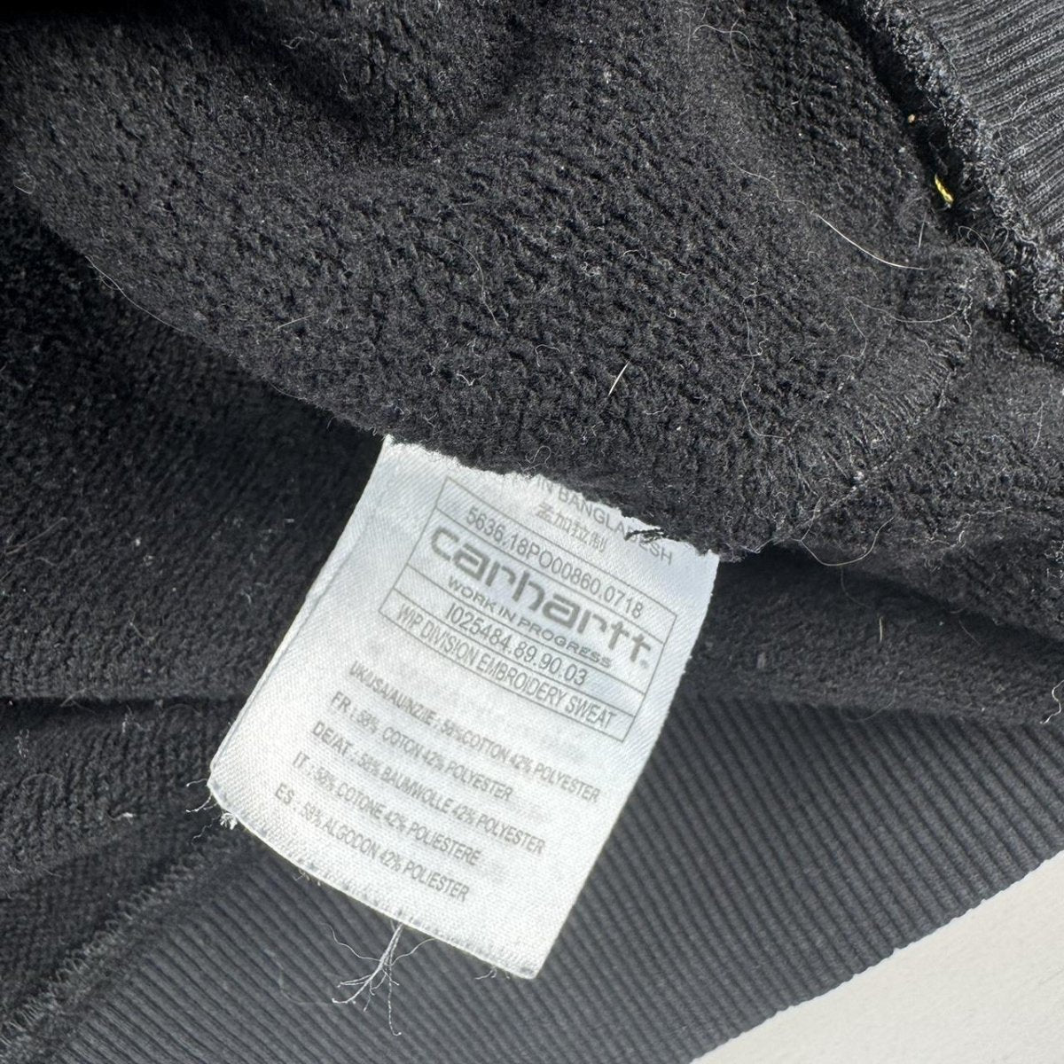 Carhartt WIP Division Embroidery Sweat Spellout M - Threads Uncovered