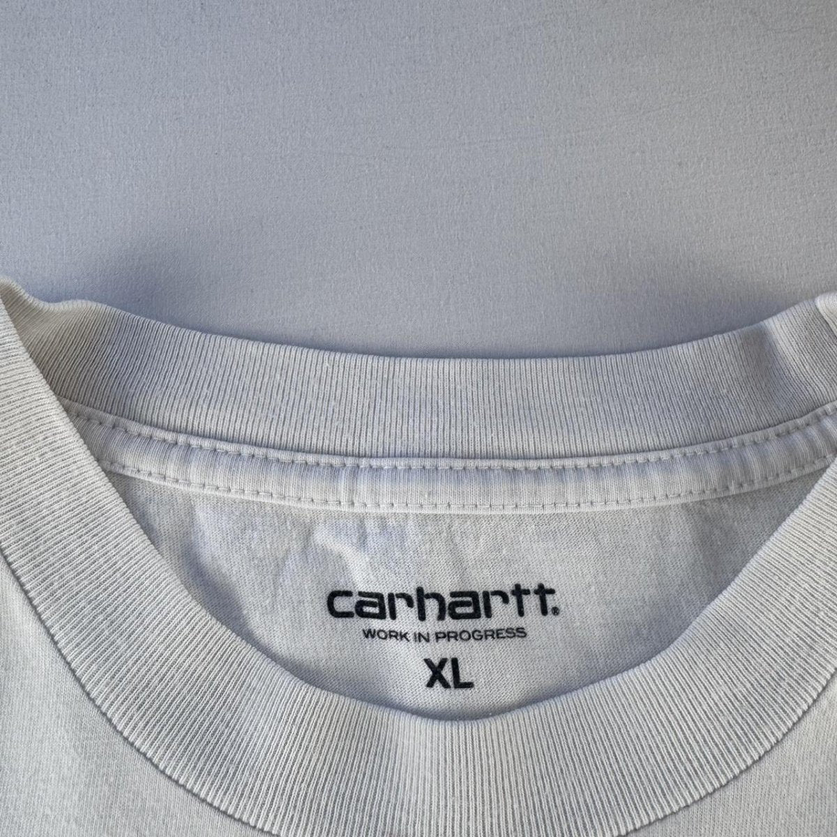 Carhartt WIP Graphic White Vacanze T-Shirt XL - Threads Uncovered