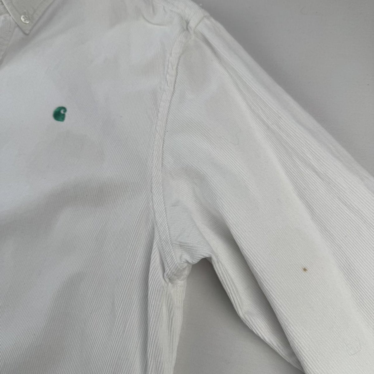 Carhartt WIP White and Green Corduroy Button Down Shirt L - Threads Uncovered