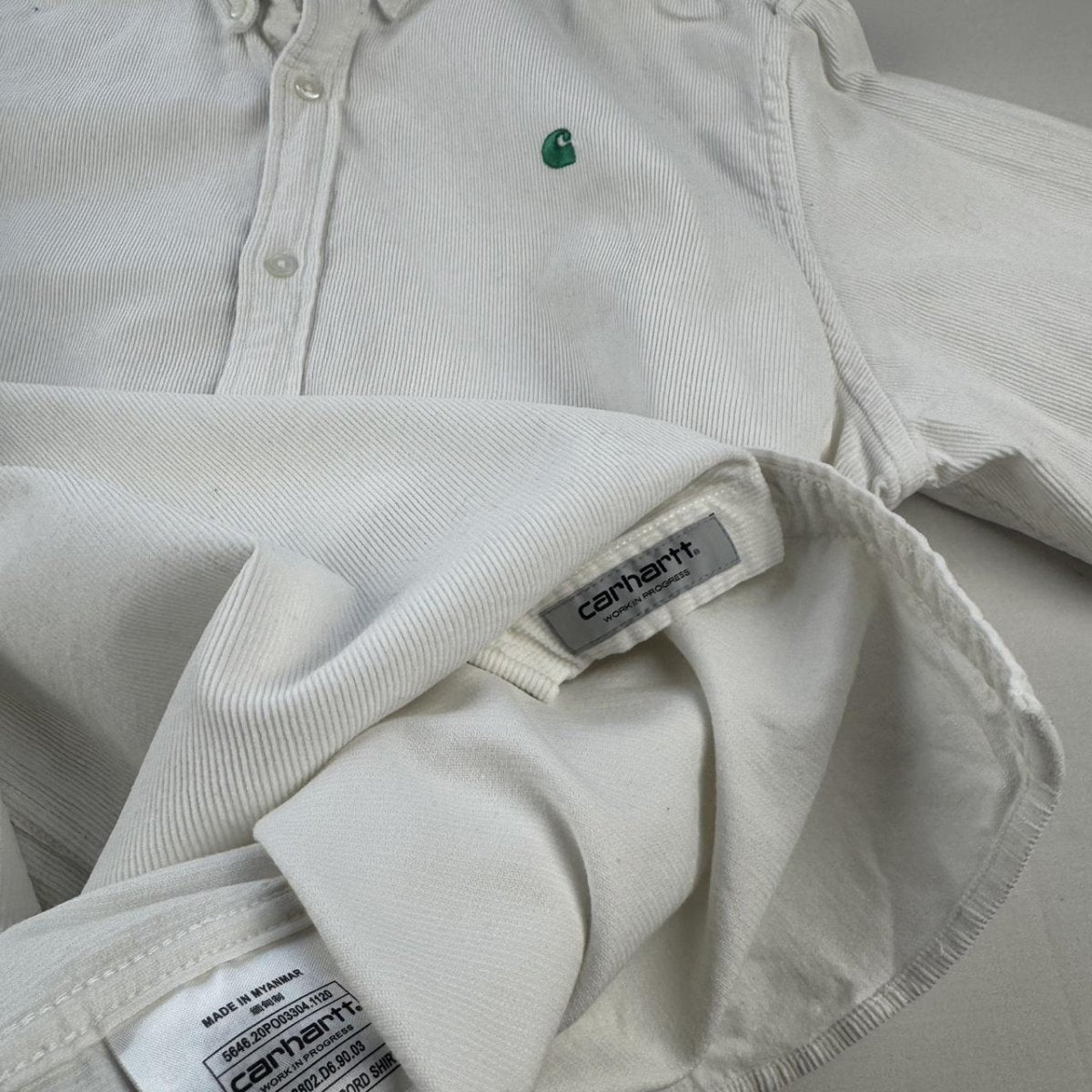Carhartt WIP White and Green Corduroy Button Down Shirt L - Threads Uncovered