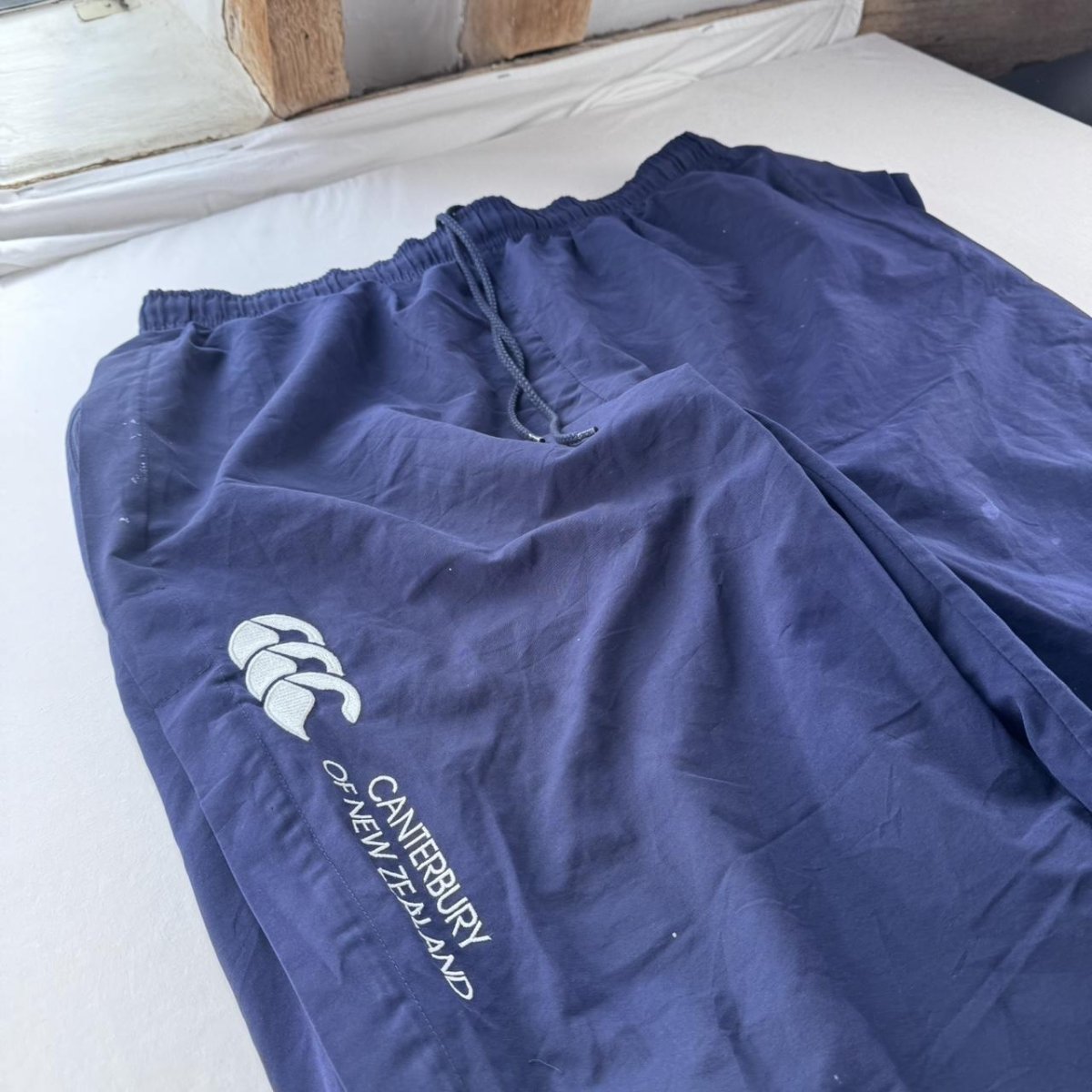 Cuffed Canterbury Joggers L - Threads Uncovered