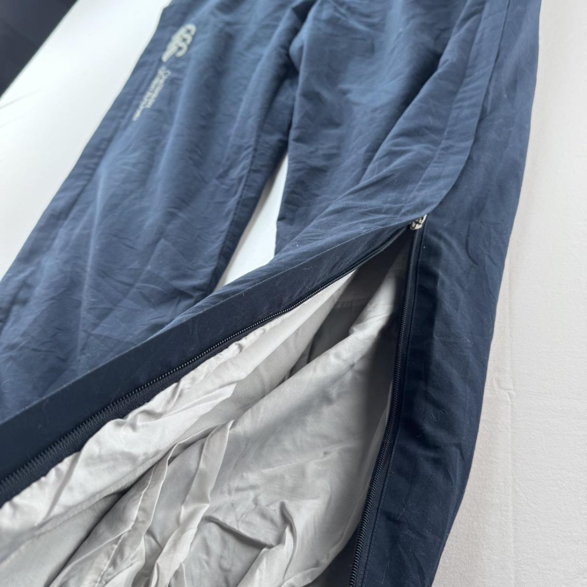 Cuffed Canterbury Joggers M - Threads Uncovered