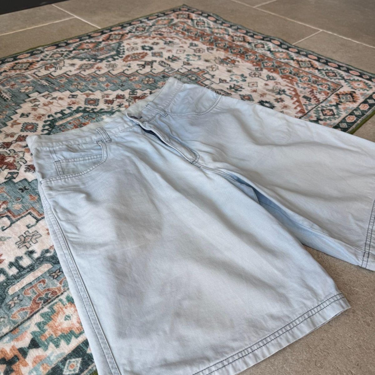Early 2000s Baby Blue 100% Cotton Quiksilver Surf Shorts 32W - Threads Uncovered