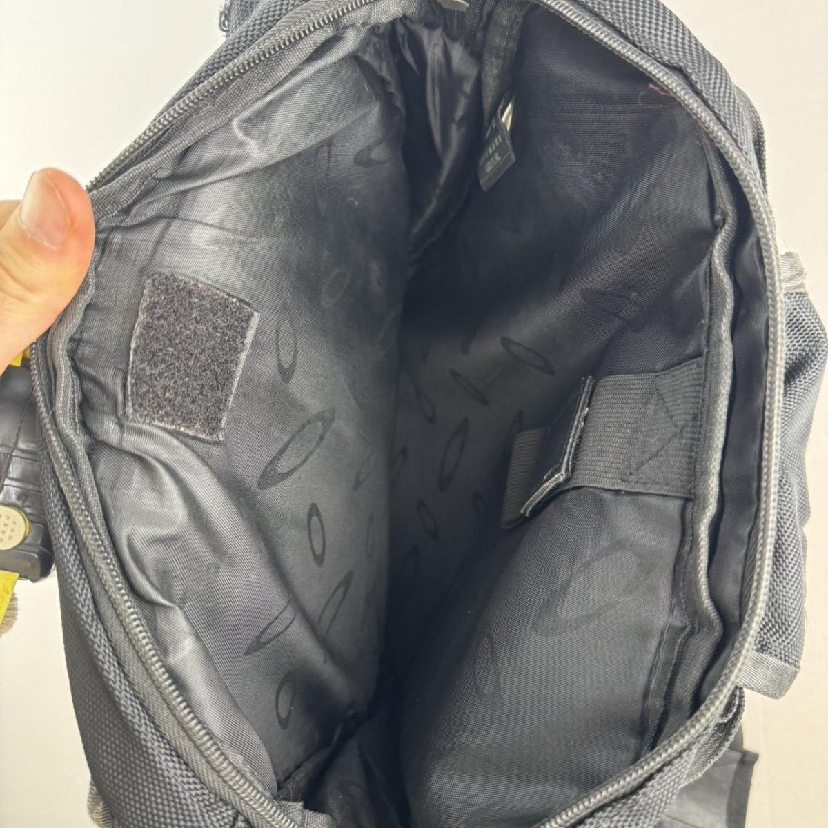 Early 2000s Oakley Embroidered Tactical Laptop/Tote Bag - Threads Uncovered