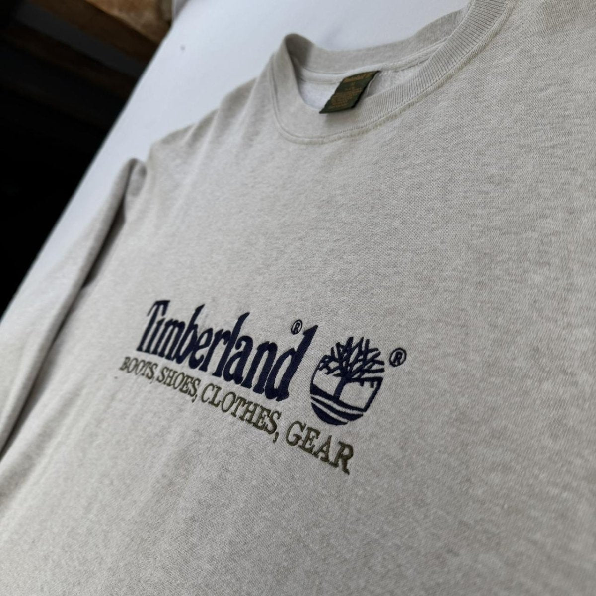 Early 2000s Timberland Embroidered Spellout Sweatshirt M - Threads Uncovered